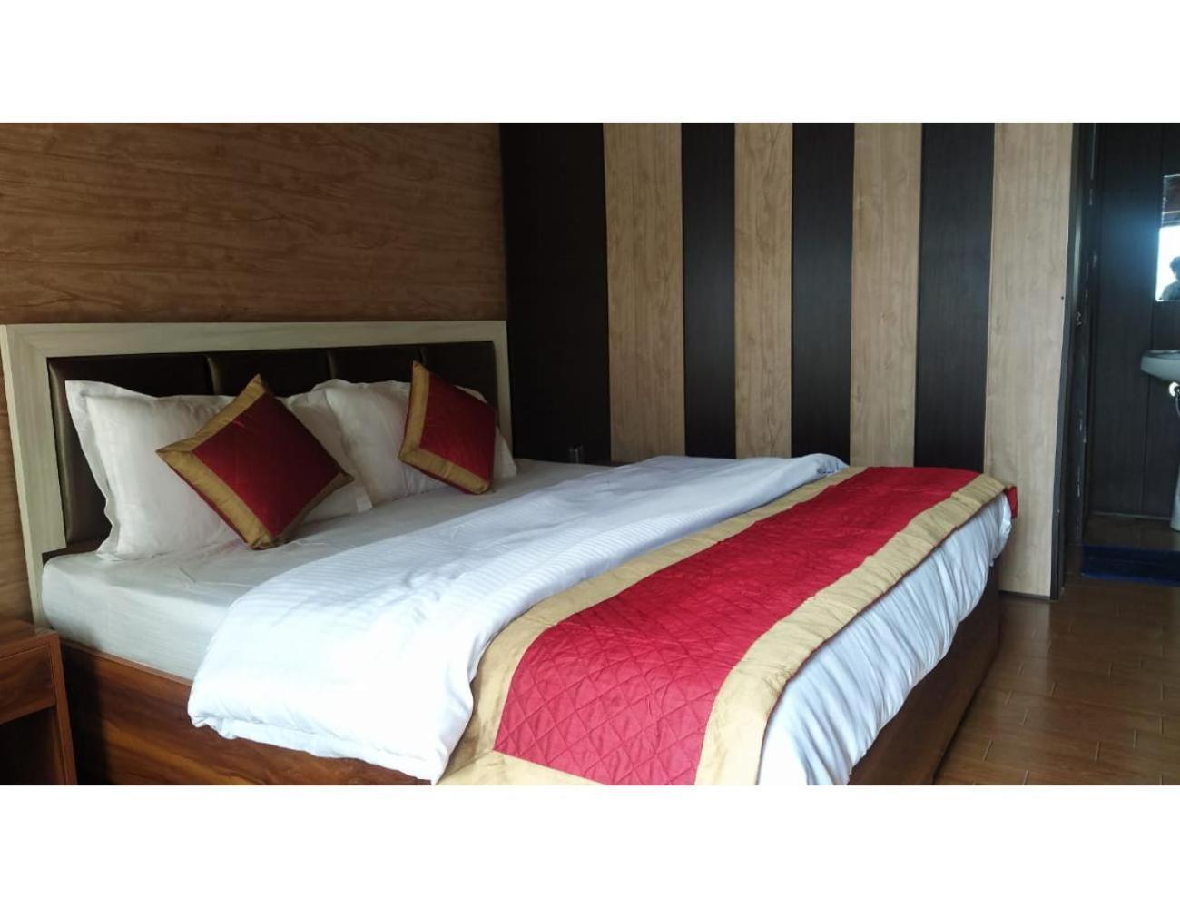 Hotel Badrinath Inn ,巴德里纳特 外观 照片